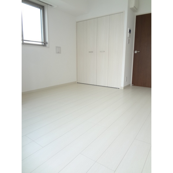 その他部屋・スペース　2面採光で明るいお部屋です