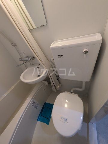 ジュネス三ノ輪のトイレ写真