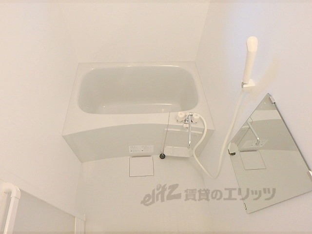 バウハウス御蔭の風呂写真
