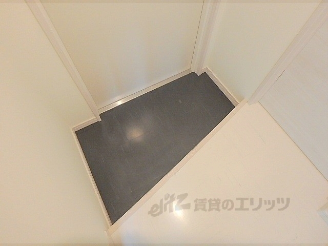 バウハウス御蔭の玄関写真