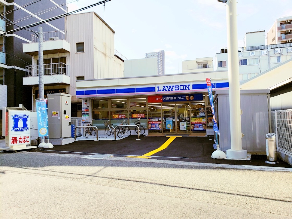 コンビニ　ローソン 東上町店（コンビニ）まで132m