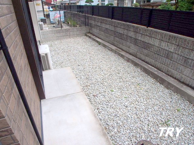 庭　専用庭