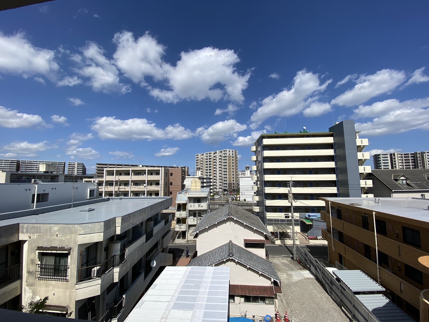 眺望　やや高台に位置しているので風通しの良く快適なお部屋です♪