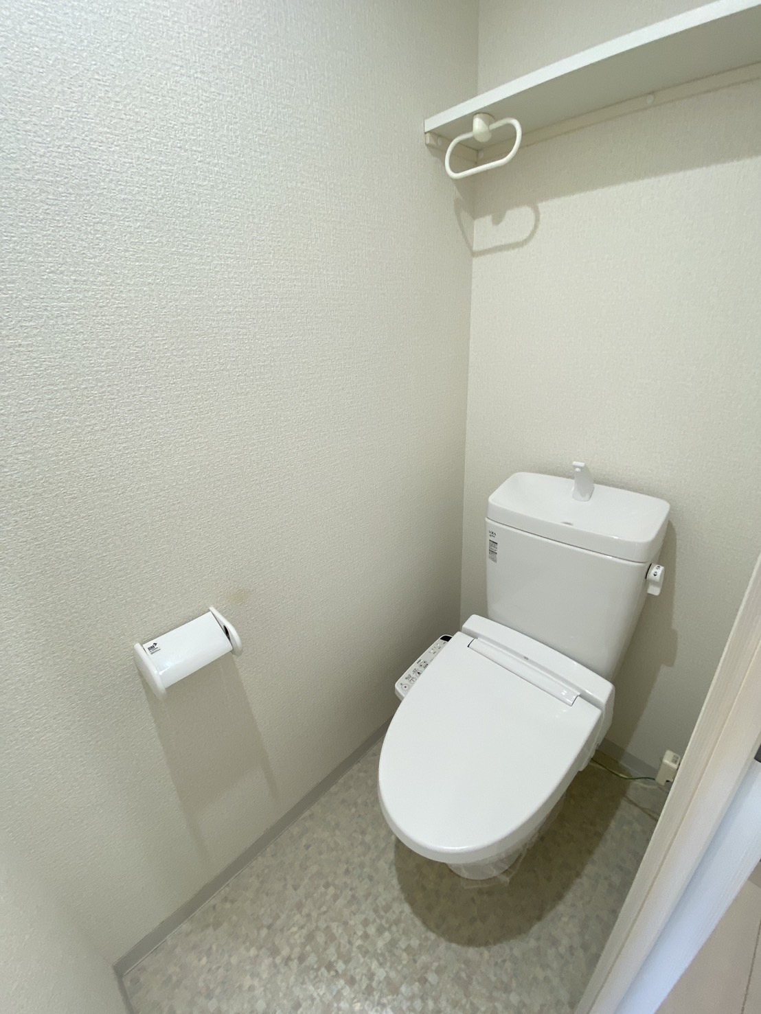 トイレ　温水洗浄便座付きトイレ♪