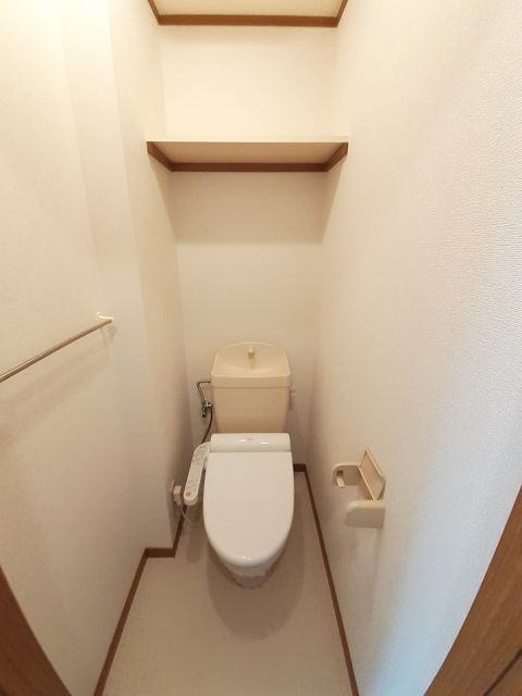【宇城市松橋町松山のアパートのトイレ】