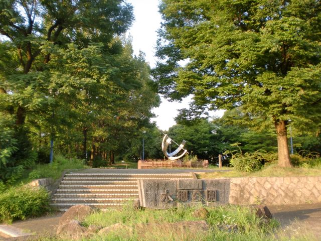 【アスリート本郷の公園】