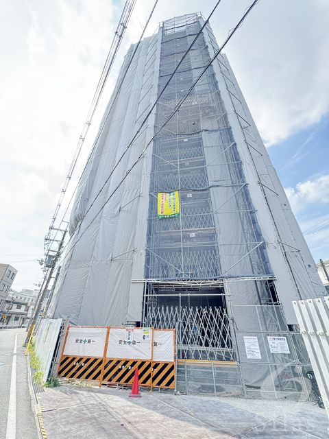 【豊中市本町のマンションの建物外観】