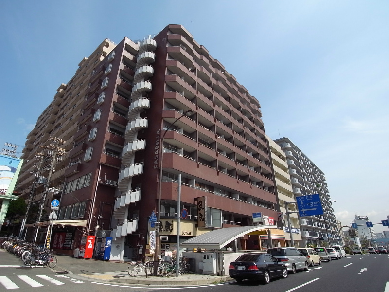 【神戸市中央区脇浜町のマンションの建物外観】