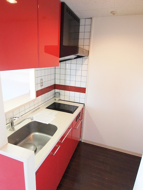 キッチン　キッチン収納多めです。