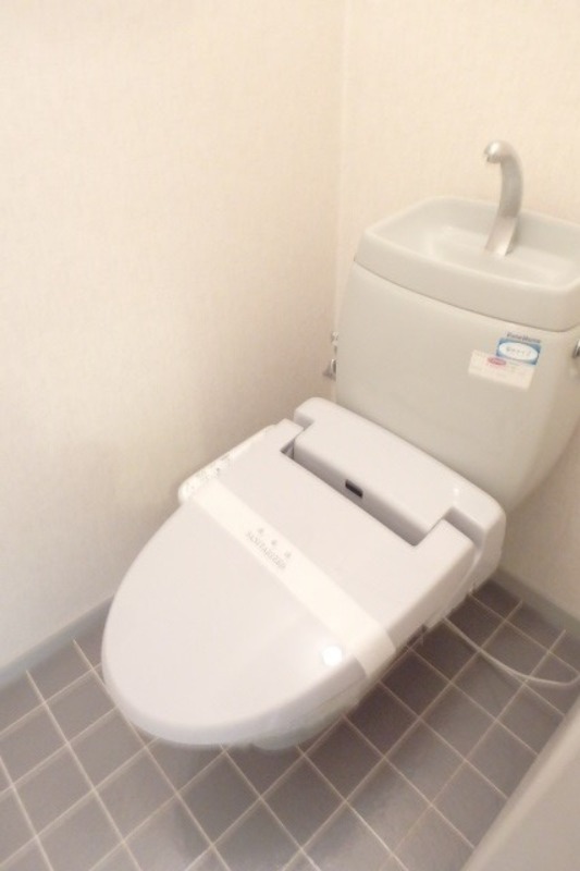 トイレ　図面と現状に相違がある場合には現状を優先