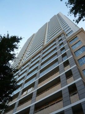 レジディアタワー目黒不動前の建物外観
