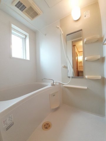 バス・シャワールーム　日々の暮らしに欠かせないお風呂です