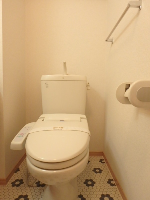 トイレ　図面と現状に相違がある場合には現状を優先