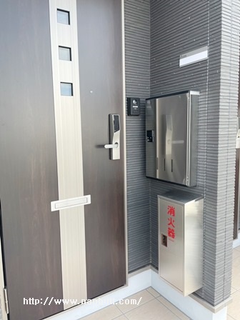 その他　便利な宅配ボックス完備