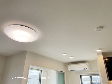 その他設備　エアコン・照明完備