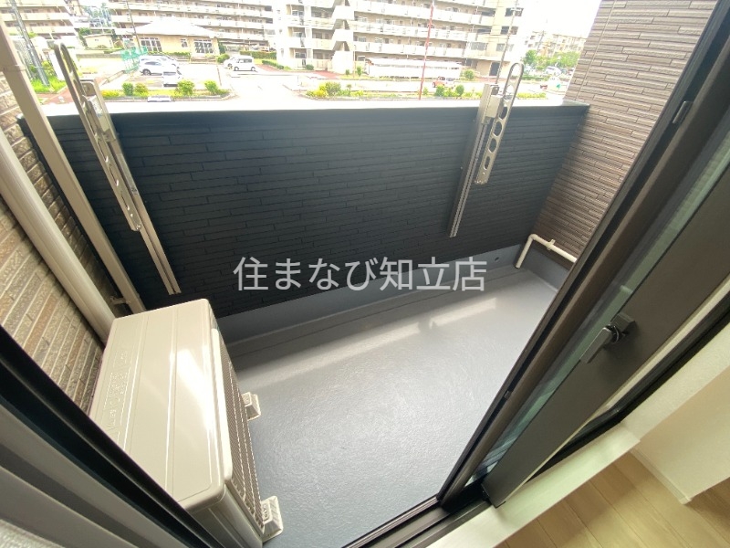 バルコニー　同型別部屋写真