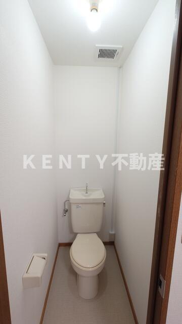 トイレ　落ち着いたトイレです