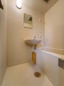 バス・シャワールーム　バス