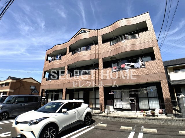 建物外観　落ち着いた雰囲気の外観です