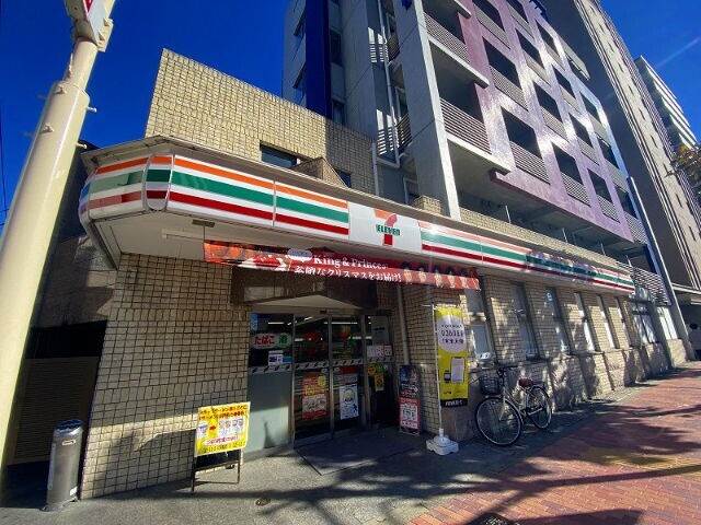 コンビニ　セブンイレブン大田区南蒲田１丁目店（コンビニ）まで205m