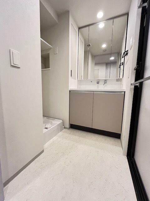 洗面設備　忙しい朝には欠かせない洗面所です