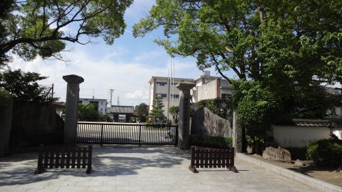 小学校　岡崎市立大樹寺小学校（小学校）まで460m