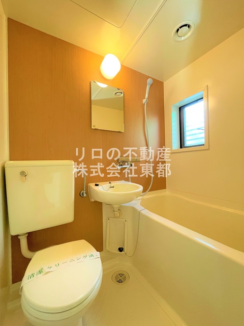 バス・シャワールーム　アクセントパネル仕様なので、オシャレなバスルームです♪