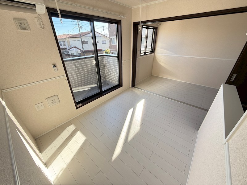 居室・リビング　※同棟同型内観写真、現状優先となります。