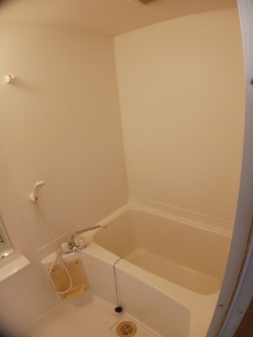 バス・シャワールーム　お風呂で日々の疲れを落としましょう