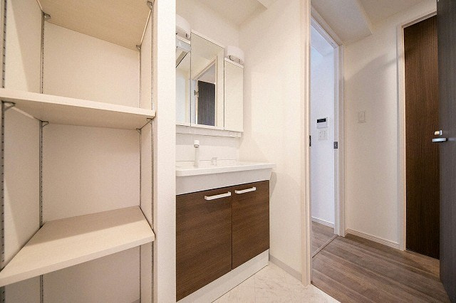 洗面設備　類似別物件の写真です