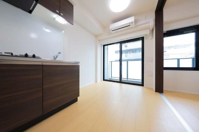 居室・リビング　?