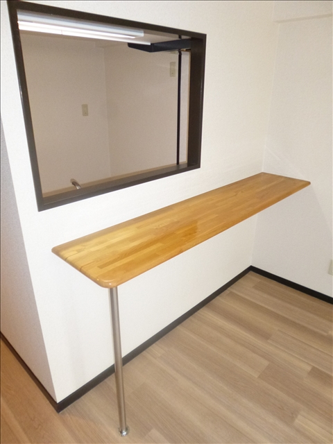 その他　カウンターがあり何かと便利ですよ♪