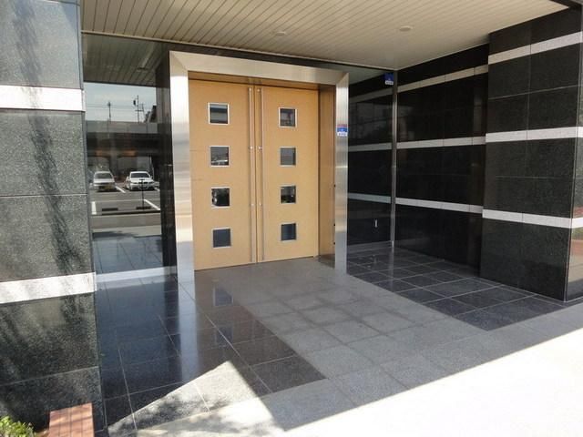 エントランス　エントランス