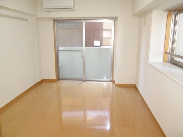 居室・リビング　★洋室７.８帖★