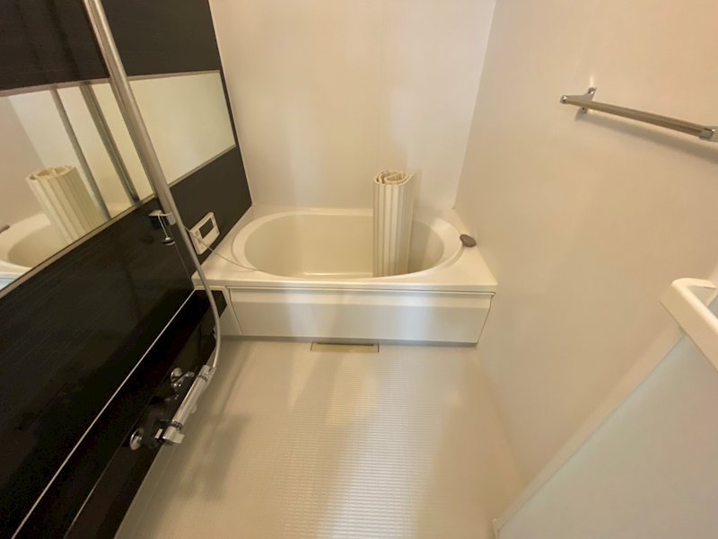 バス・シャワールーム　※同一間取り・202号室の写真です★（実際のお部屋とは異なり