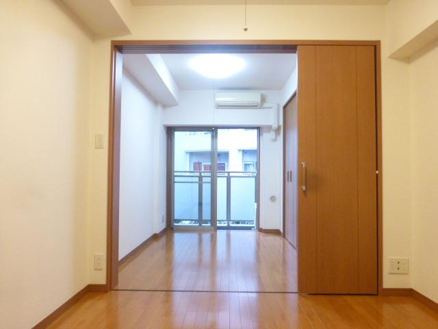 居室・リビング　内観1※別部屋参考写真