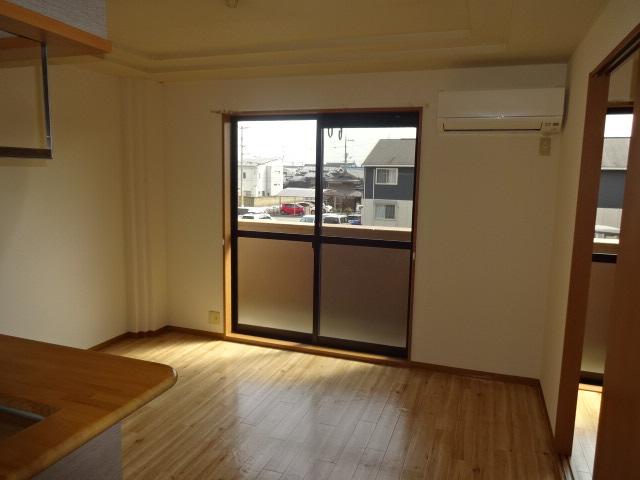 居室・リビング　リビング