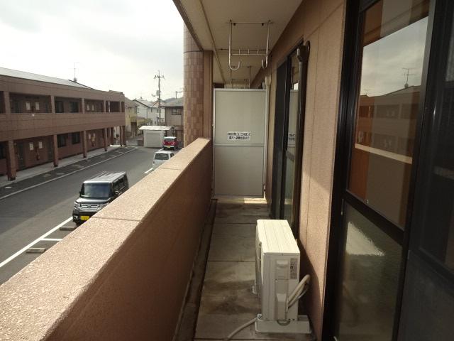 バルコニー　ベランダ