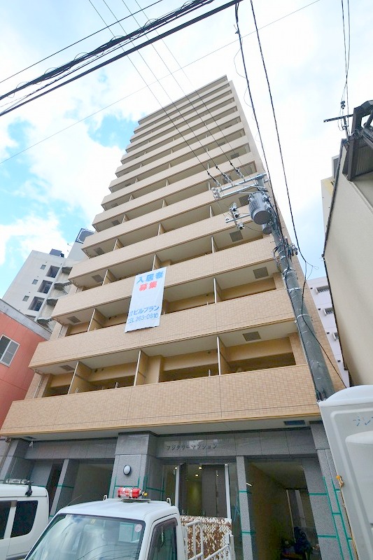 建物外観　フジタワーマンション（2021年築）