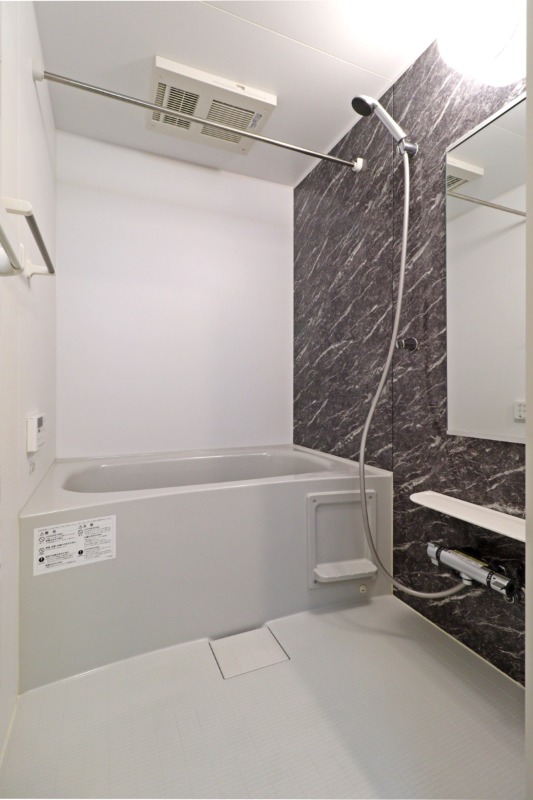 バス・シャワールーム　図面と現状に相違がある場合には現状を優先