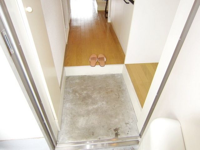 玄関　★お問い合わせはタウンハウジングまで★