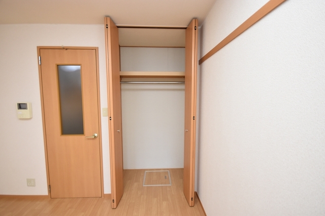 収納　クローゼット