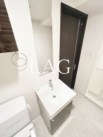 洗面設備　独立洗面台です。