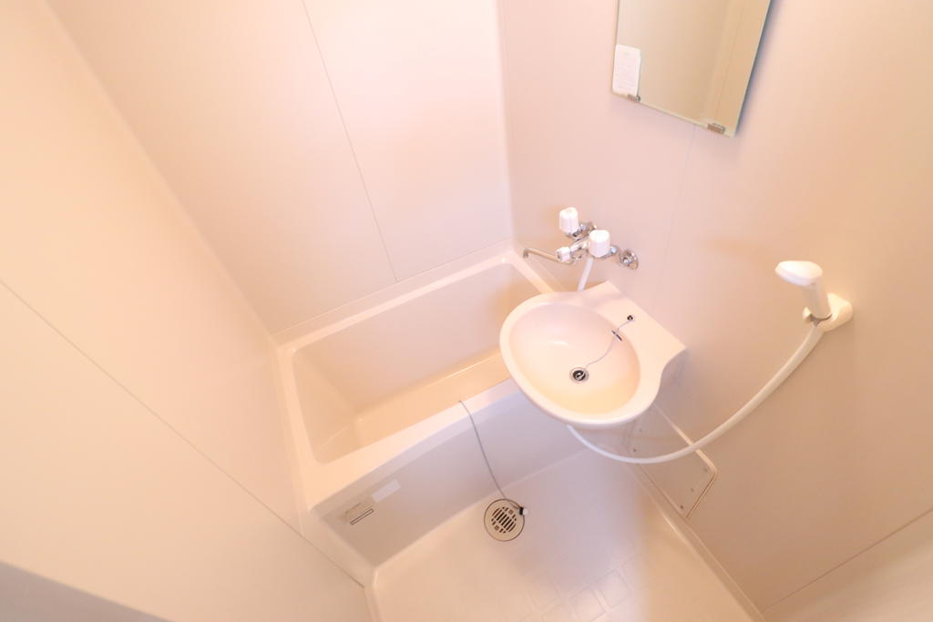 バス・シャワールーム　浴室です！