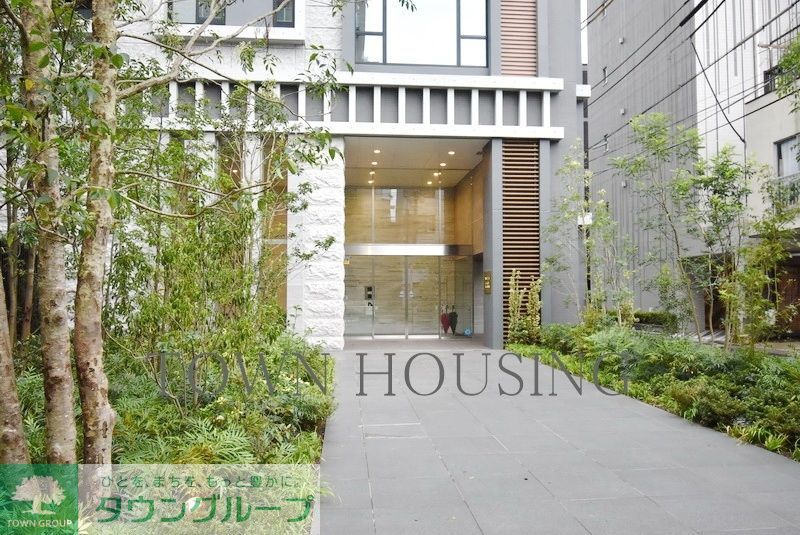 エントランス　お問合せは(株)タウンハウジングレジデンス事業部【03-…