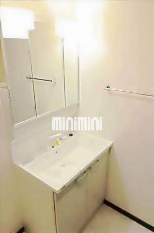 洗面設備　同型タイプのイメージ画像です。