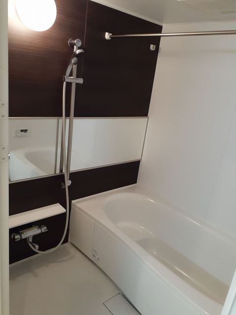 バス・シャワールーム