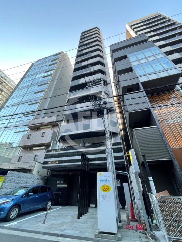 建物外観　エスライズ御堂筋本町　スタイリッシュな外観