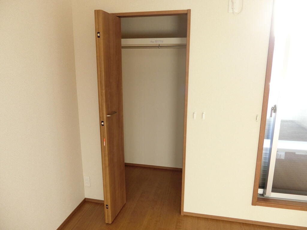 その他設備　同物件別部屋(同タイプ間取り)のものです。