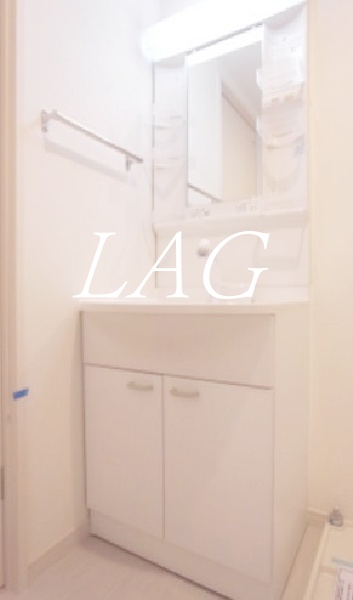 洗面設備　独立洗面台です。